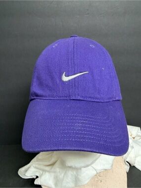 Nike Heavy Flex Fit Purple Hat Small
